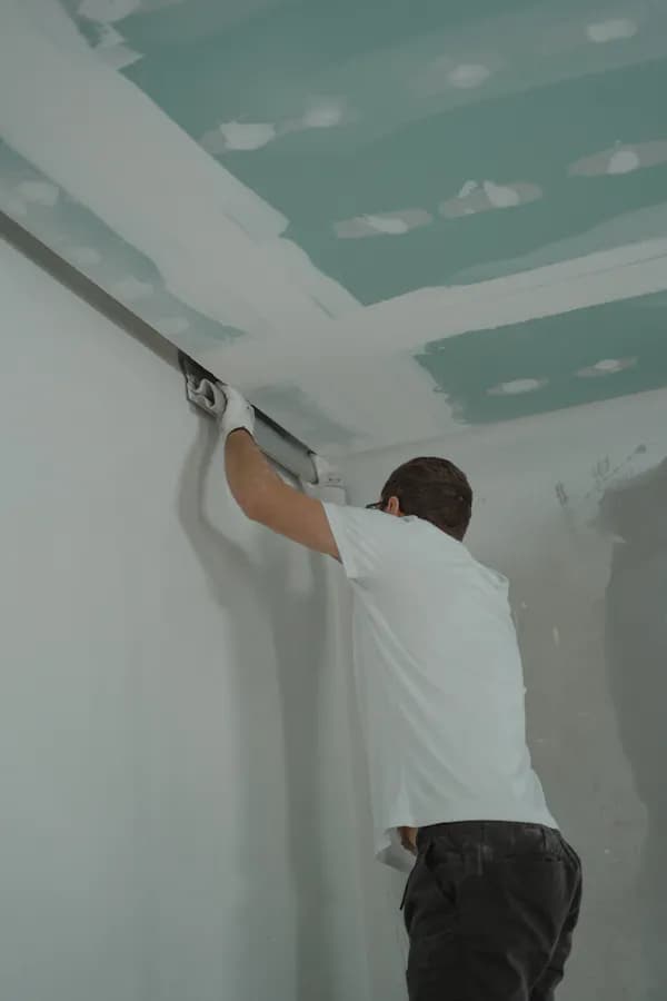 Trockenbauarbeiten bei Hausrenovierung
